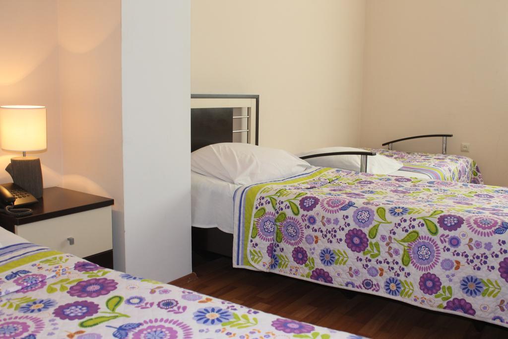Max Comfort Hotel Kutaisi Cameră foto
