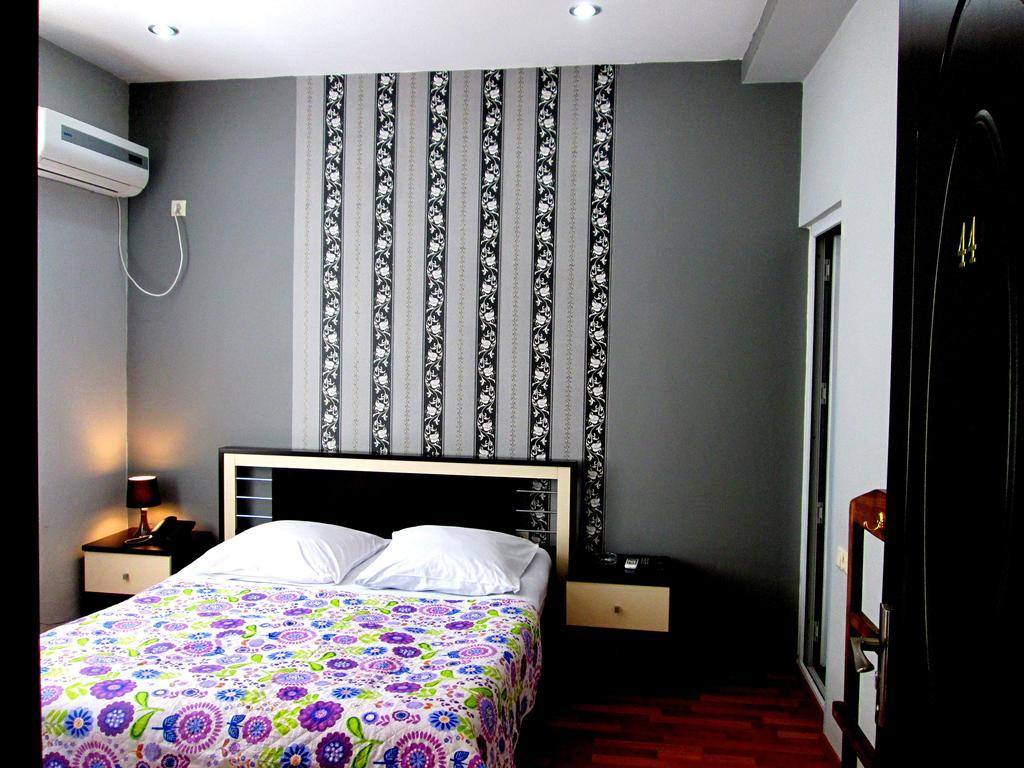 Max Comfort Hotel Kutaisi Cameră foto