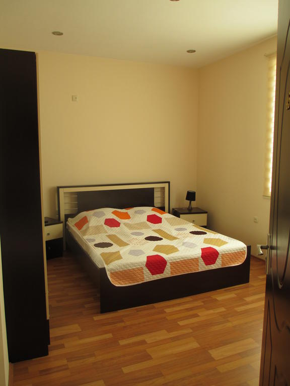 Max Comfort Hotel Kutaisi Exterior foto